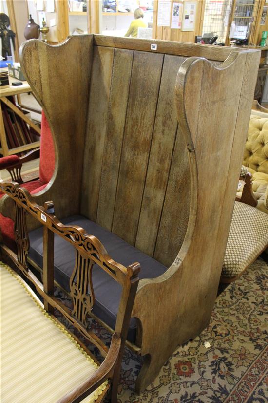 Oak wing frame settle